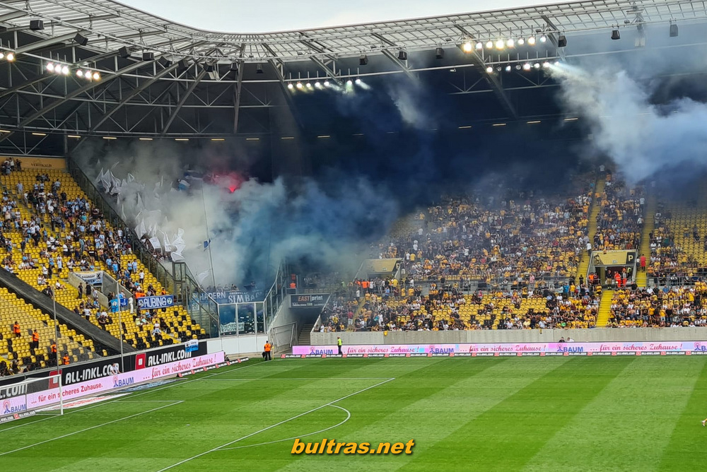 SG Dynamo Dresden vs. 1860 München - Rudolf-Harbig-Stadion